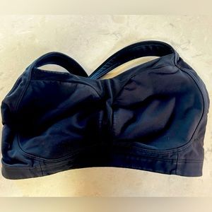 Lululemon Tata Tamer 36DD